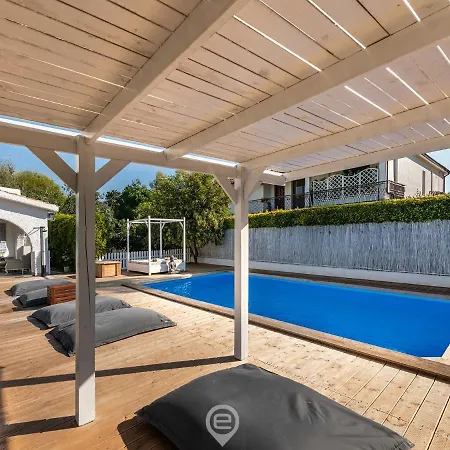 Villa Virago *