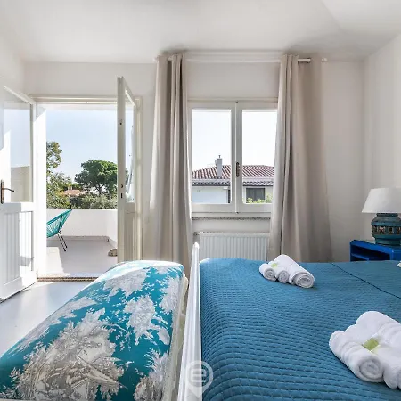 Virago Villa *